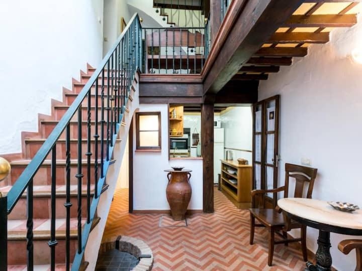 Casa vacanze Historic House In The Center